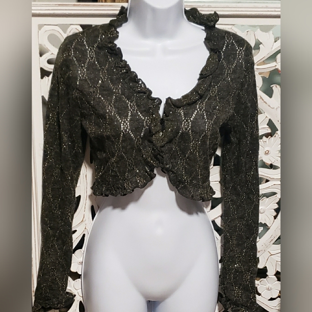 Black Crop Top NWOT Size MEDIUM